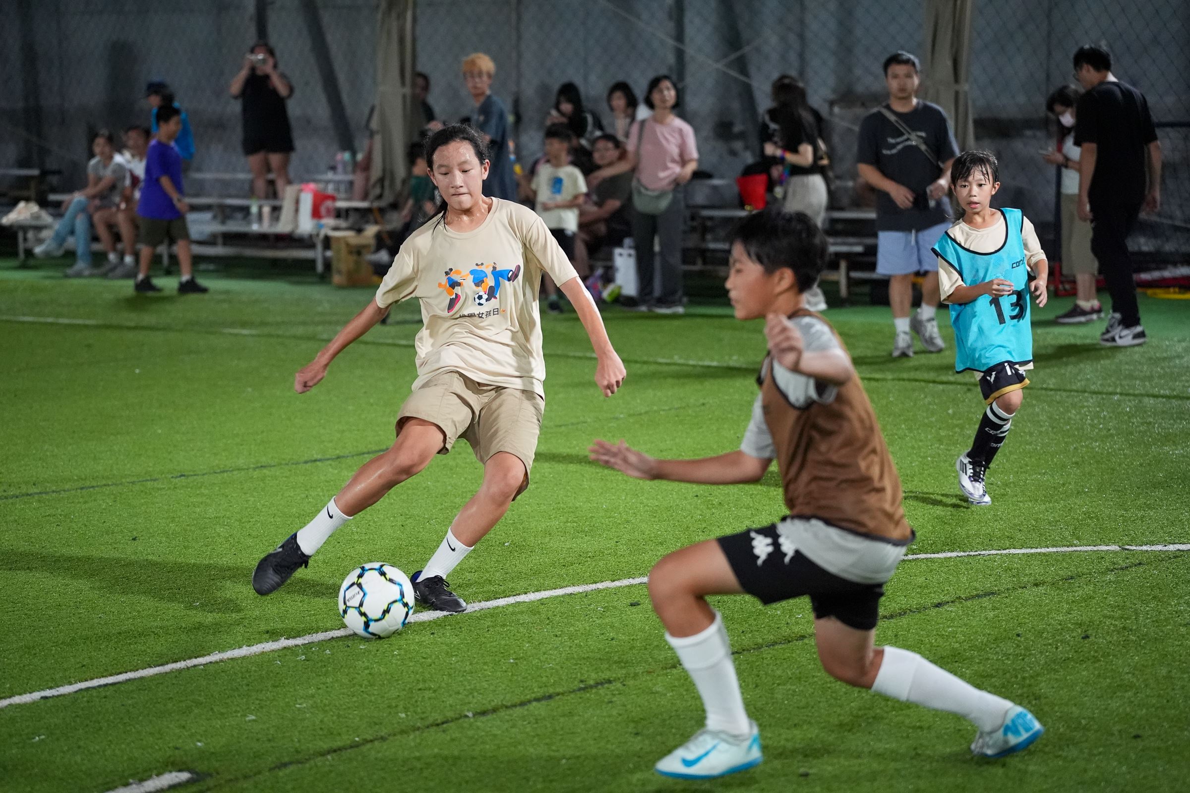 10月5日足球交流賽國中組激烈拚搏