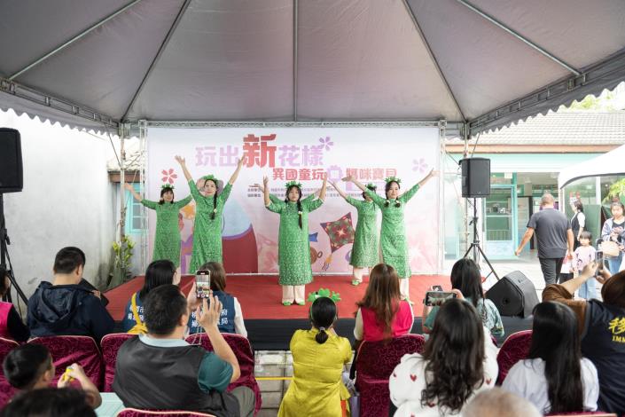 越南童謠歌舞表演