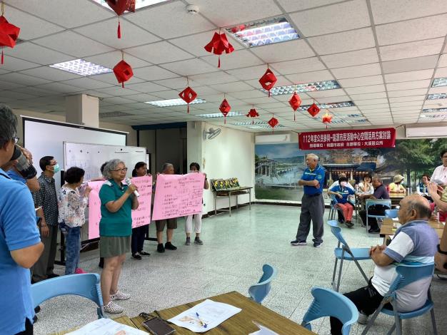 LINE_ALBUM_1120817_230818_19