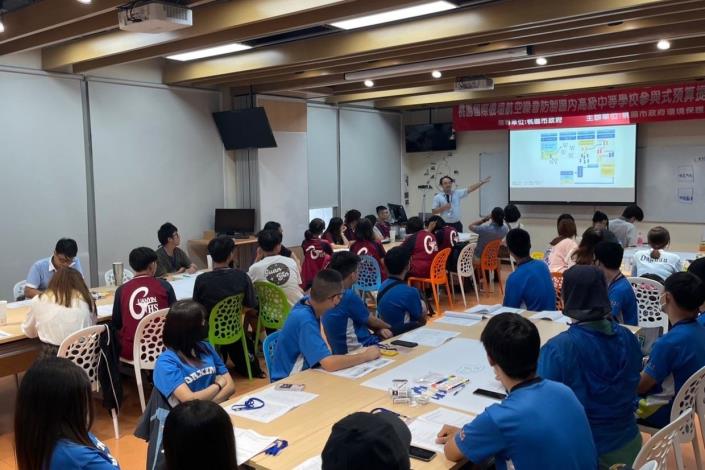 師生共同參與討論2