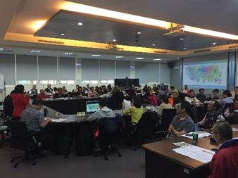 各局處聯合說明社造計畫、民眾踴躍參與。