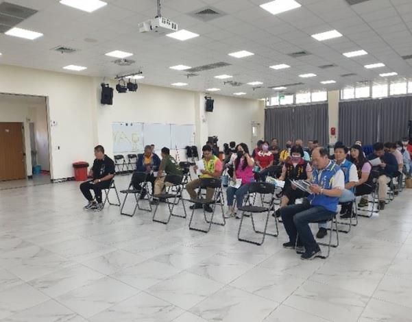 113年7月12日辦理「桃園市管區域排水雙溪口溪幹線治理規劃檢討」及同月23日辦理「羊稠坑支線治理規劃-仁愛路二段水環境營造規劃」地方說明會，2場次說明會計76人參加，其中男性41人、女性35人，各性別人數相當，女性亦積極參與公共政策規劃。