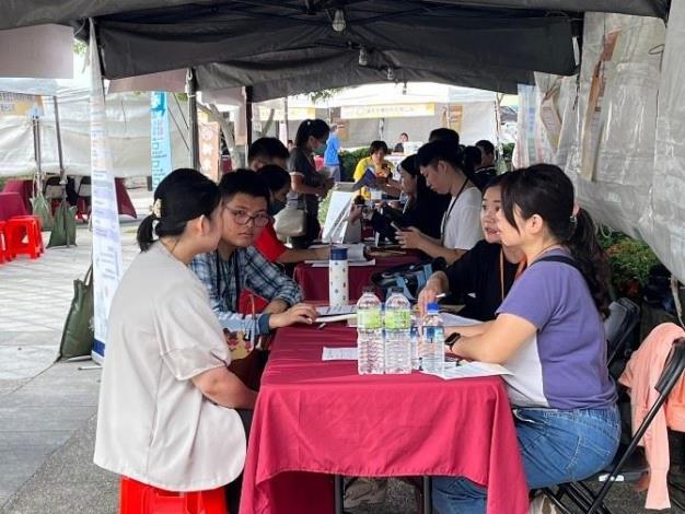 「美好職涯 一鹿精彩」求職者與廠商媒合情形