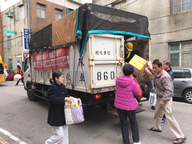 清潔隊收運照片