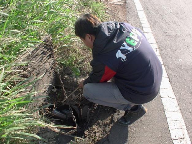 環保局告發大園「傳說有間公司」滲流廢水_污染環境