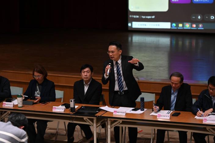 桃園校園隨袋徵收壓力測試　市府辦理校園說明會回應疑慮  蘇俊賓副市長：從校園扎根垃圾減量，打造更永續的生活教育(共4張)