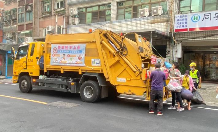 迎接中秋佳節 桃園垃圾收運不打烊2