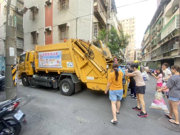 迎接中秋佳節 桃園垃圾收運不打烊3
