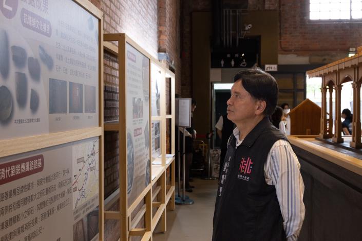 捷工局長劉慶豐視察特展成果