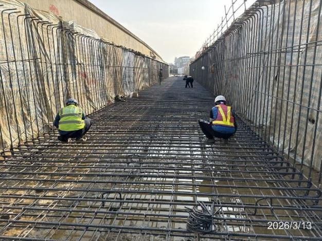 雨水箱涵底版鋼筋綁紮