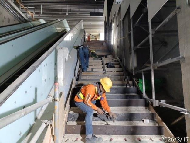 G14(原G13a)車站出入口二至三樓公共梯修整