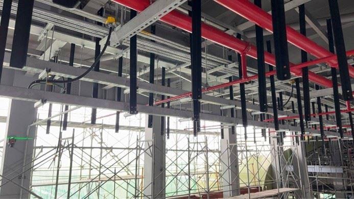 G15(原G14)車站站體連通道天花板吊筋施作