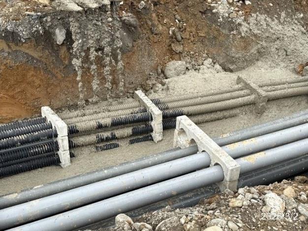 共同管道管群配管作業