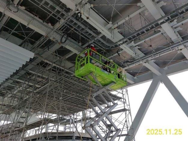 G15b(原G32)車站站體穿堂層金屬天花板骨架安裝