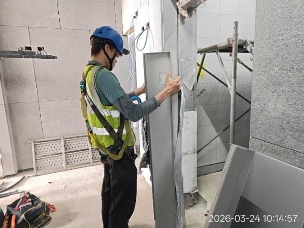 G15(原G14)車站站體月台層金屬天花板骨架施作