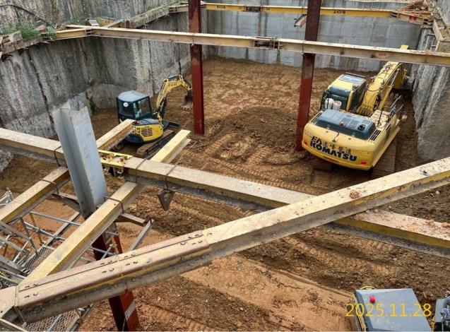 南出土段挖覆蓋隧道段回填