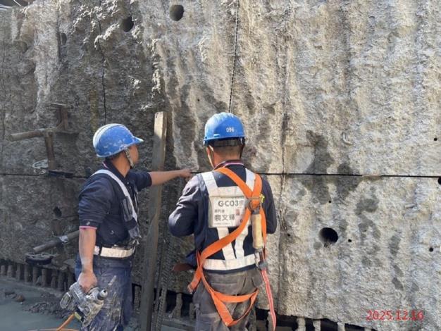 G10_站出入口夾層連續壁切割