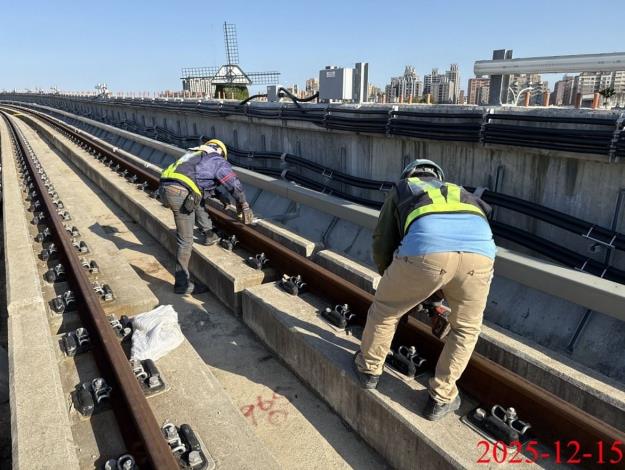 G12-G13站間軌道施工