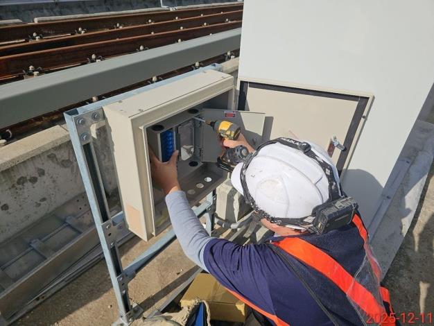 G13-G15b站間供電系統施工