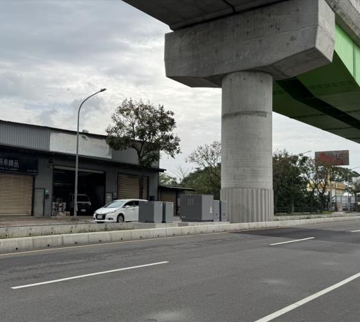 電箱遷移至中央分隔島現況圖