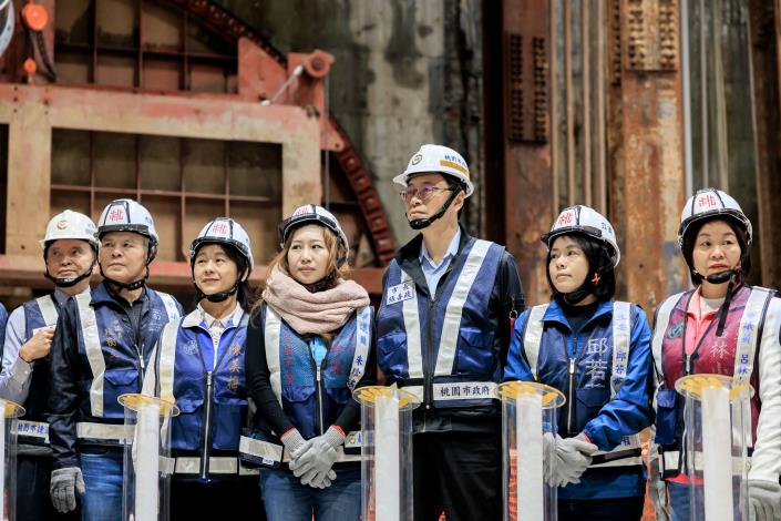 潛盾機啟動儀式(一)