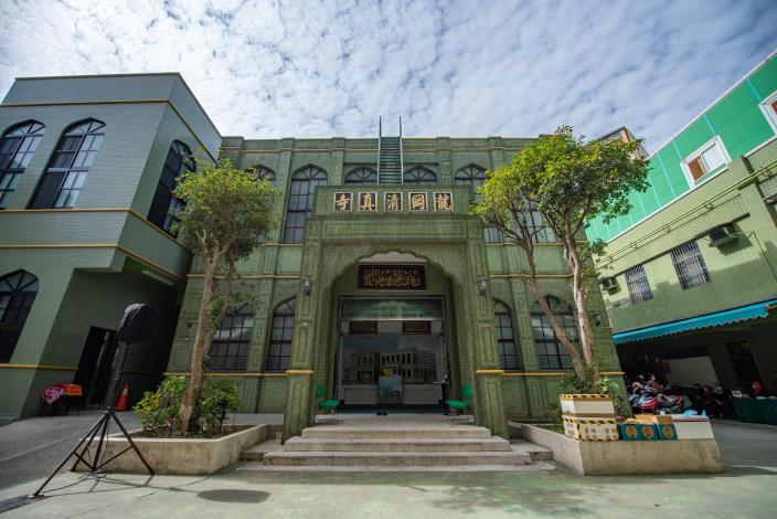 Longgang Mosque is one of the few historic mosques in Taiwan