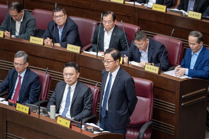 Mayor Chang elaborated on the six major areas of policies he has been promoting since taking office, which include transportation, healthcare, food safety, urban development, organizational restructuring, and investment promotion.