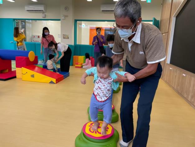 Xinpo Parent-Child Center in Guanyin District