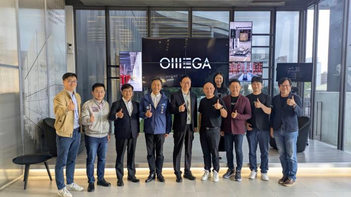 圖5_展現產官學推動智慧產業之大合照留影