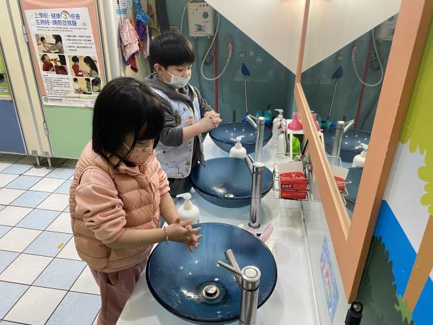 勤洗手戰勝腸病毒