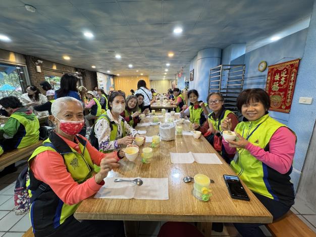 體驗杏仁餅DIY合照5