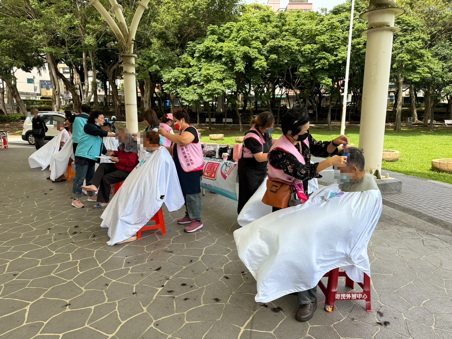 桃園市女子美容商業同業公會協助義剪