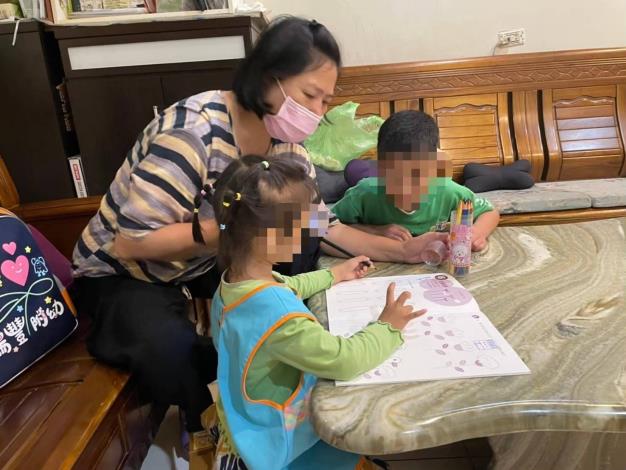 歡迎桃園市年滿25歲、有穩定收入且喜歡孩子的家庭一同加入寄養服務行列