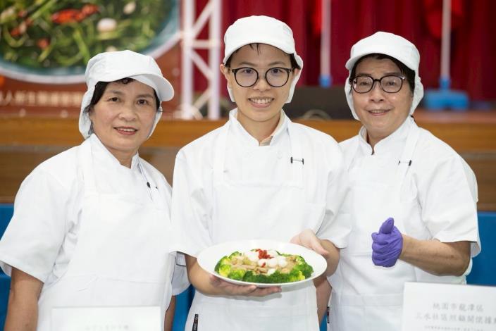 三水社區照顧關懷據點經驗傳承交棒青年志工