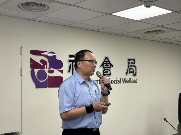 桃園市政府社會局特別邀請法務部調查局桃園市調查處的陳憲炎副主任，就賄選態樣、檢舉制度與獎勵措施、常見詐騙手法、機關保防措施，以及資訊安全防護等議題進行解說。