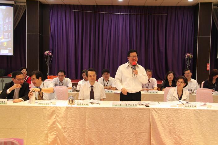 桃園市長鄭文燦主持「桃園市桃園區基層建設座談會」，聽取地方意見。