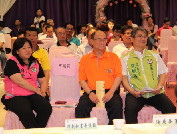 桃園市政府舉辦基層座談，多位議員到場聆聽。