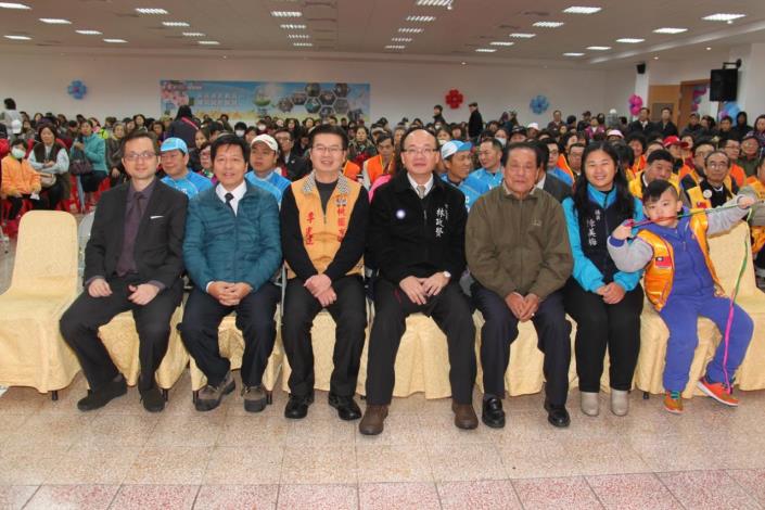 感謝立委及議員到場關懷送暖。