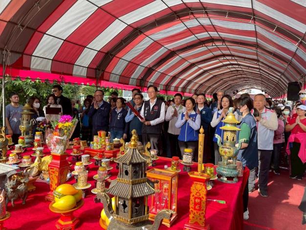 「桃園區龍祥市民活動中心暨兒28公園新建工程」開工祈福儀式。