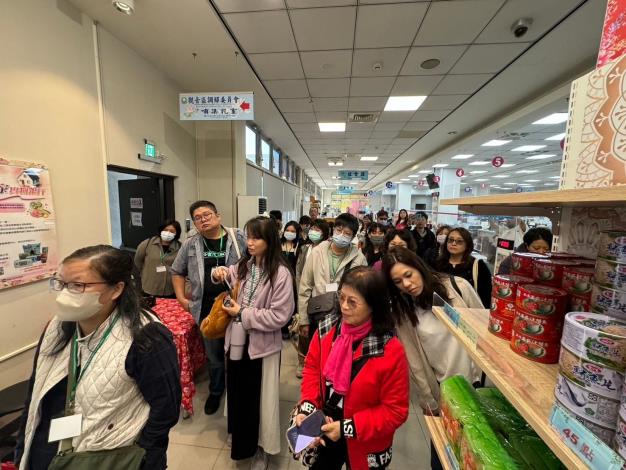 LINE_ALBUM_113年11月7日臺中市政府社會局至本公所進行實物銀行業務交流_241112_108