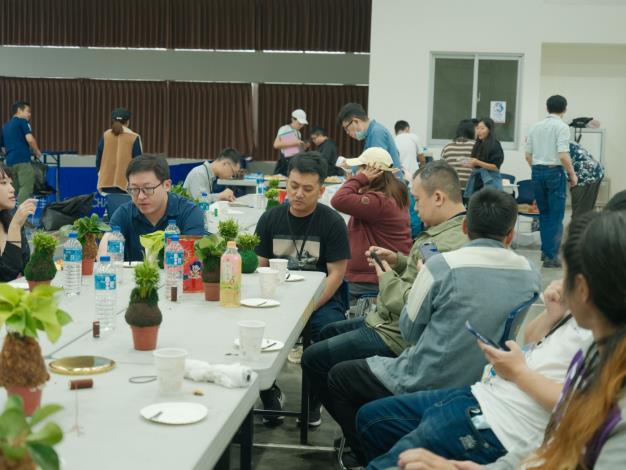 LINE_ALBUM_未婚_251031_10