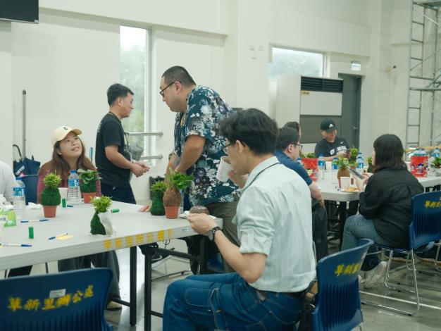 LINE_ALBUM_未婚_251031_12