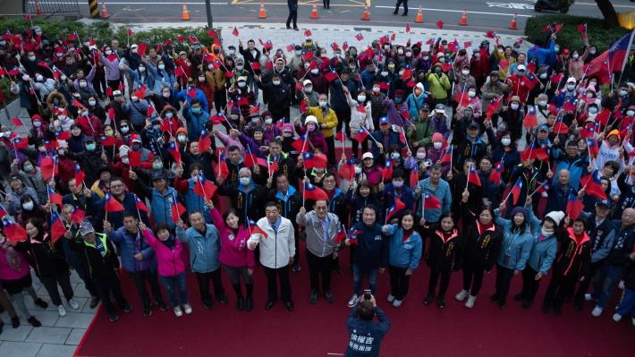 LINE_ALBUM_臉書 去啦_250106_4