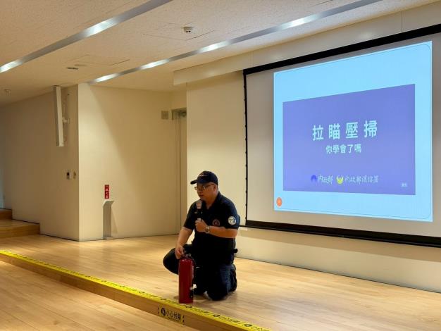LINE_ALBUM_1150423里鄰長班疏散撤離教育訓練_260423_23
