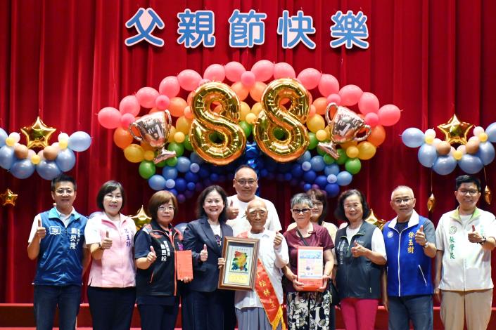 最年長受獎者合照