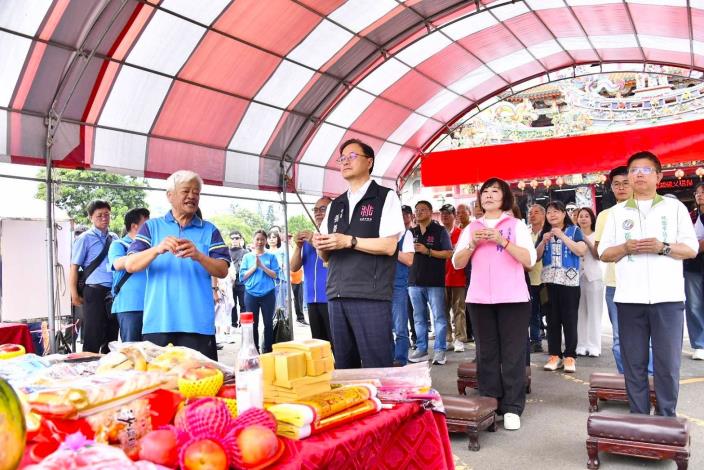 5-張市長參與祭神儀式