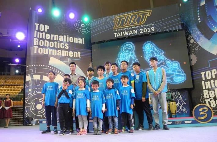帶領參加2019亞洲機器人運動競技大賽榮獲多項佳績