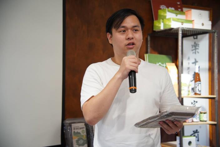 桃園社企巨獸綠色科技陳重宇創辦人闡述與甘樂文創合作的豆渣100%全循環利用合作案
