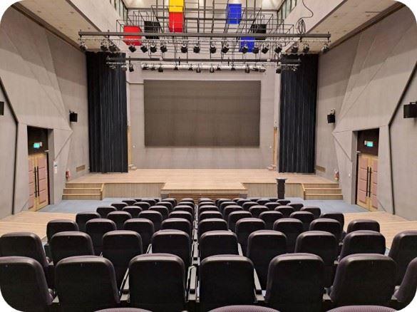 多功能展演廳場地