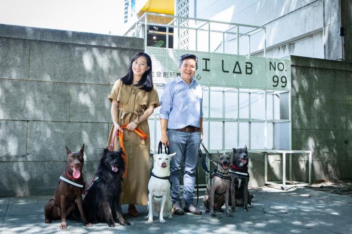 台灣心輔犬培育團隊